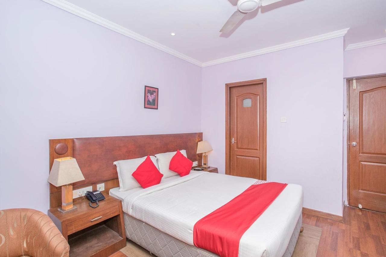 Oyo 9925 The Ocea International Hotel Бангалор Екстериор снимка
