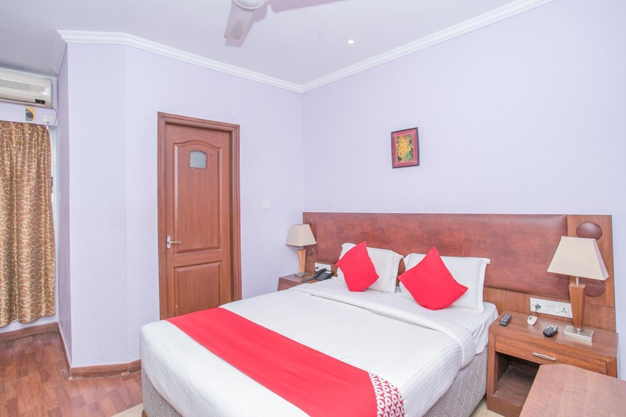 Oyo 9925 The Ocea International Hotel Бангалор Екстериор снимка
